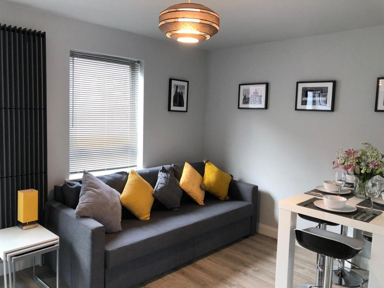 Centre Townhouse-3 Bedrooms & Parking - Excellent Location Hébergement de vacances Belfast